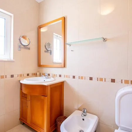 Perola - Stunning 3-bedroom Villa Carvoeiro (Lagoa)