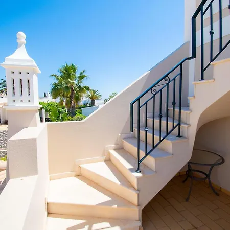 Villa Perola - Stunning 3-bedroom *