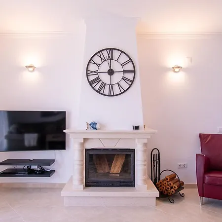 Villa Perola - Stunning 3-bedroom Carvoeiro