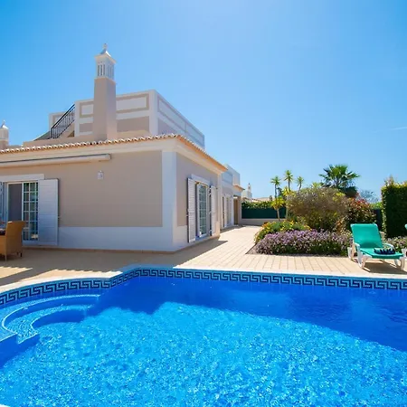 Perola - Stunning 3-bedroom Carvoeiro (Lagoa)