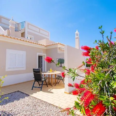 Villa Perola - Stunning 3-bedroom Carvoeiro