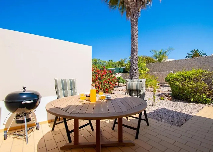 Perola - Stunning 3-bedroom Villa Carvoeiro