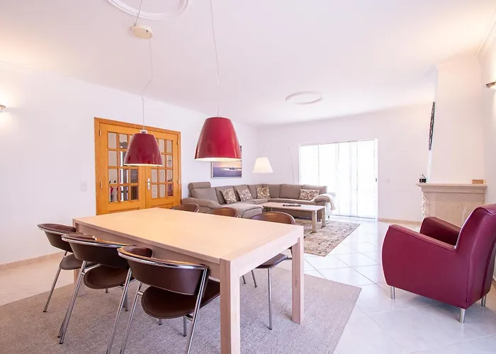 Perola - Stunning 3-bedroom Villa Carvoeiro