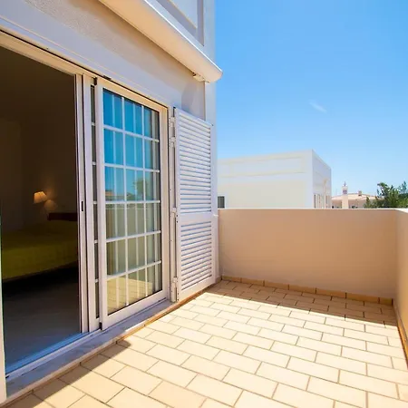 Perola - Stunning 3-bedroom كارفويرو